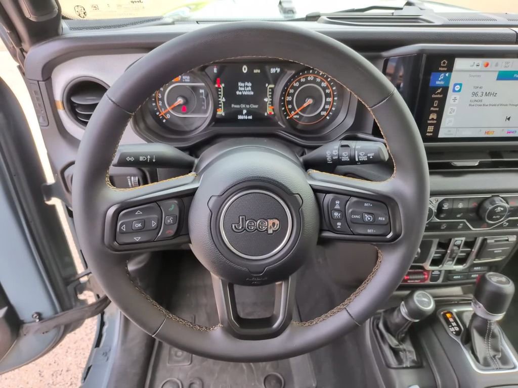 Used 2024 Jeep Wrangler Willys image 23