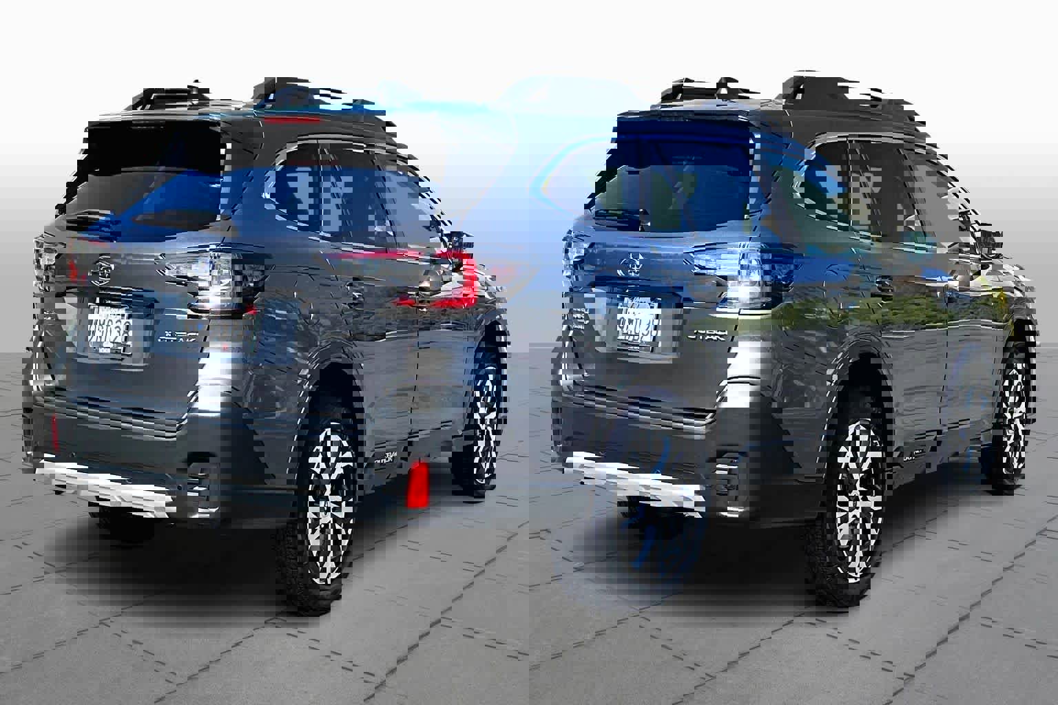 Used 2022 Subaru Outback Limited image 12