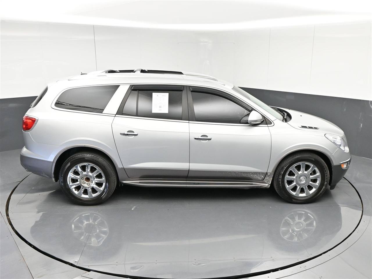 Used 2011 Buick Enclave CXL FWD image 24