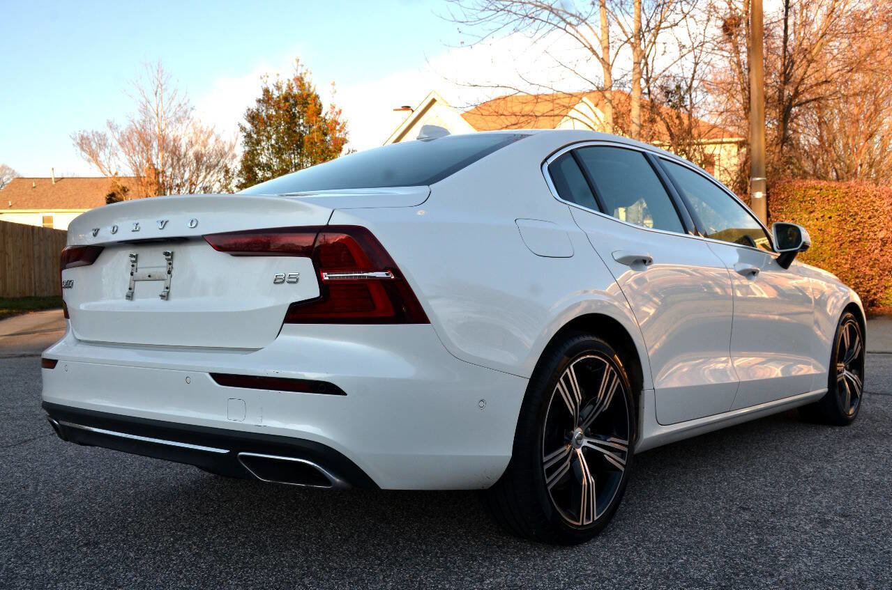 Used 2022 Volvo S60 B5 Inscription image 7