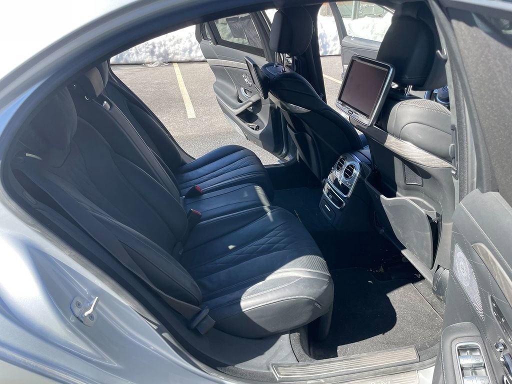 Used 2016 Mercedes-Benz S 550 4MATIC Sedan image 26