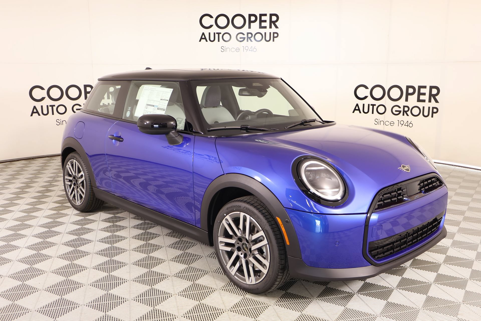 New 2026 MINI Cooper 2-Door Hardtop FWD image 1