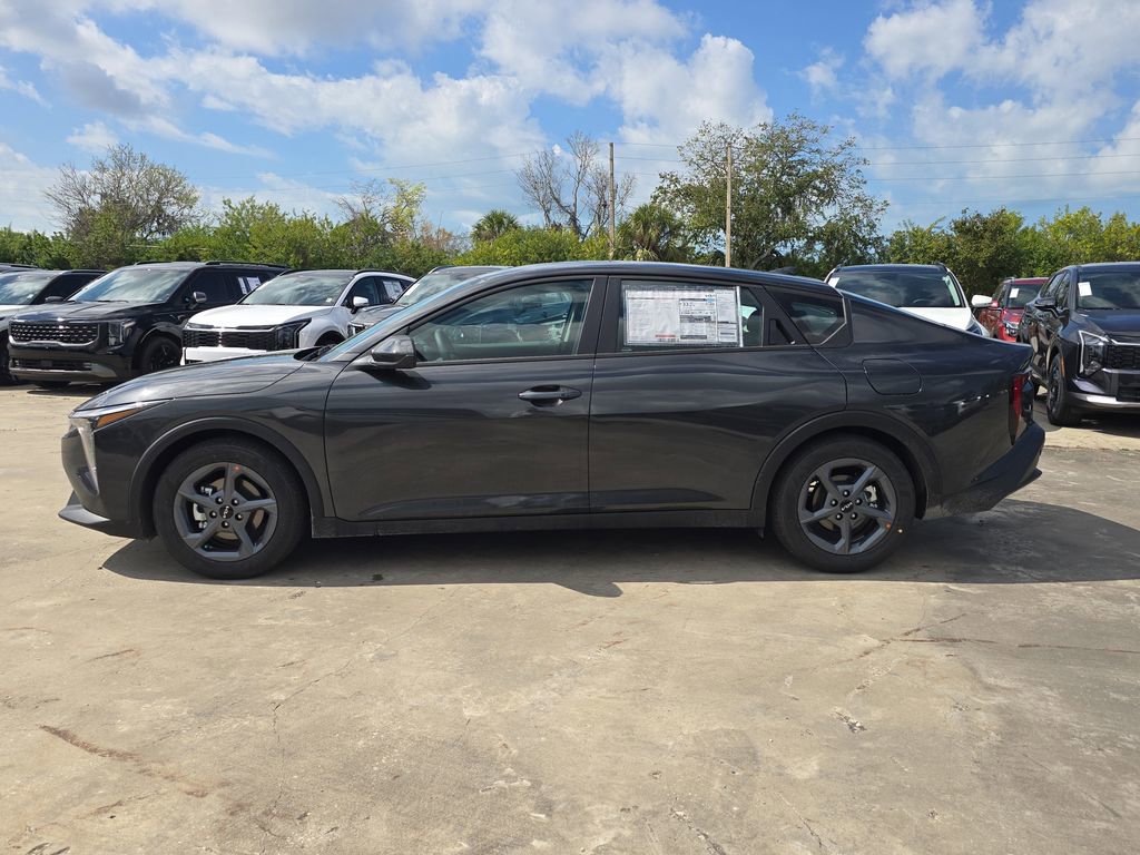 New 2026 Kia K4 LXS image 5