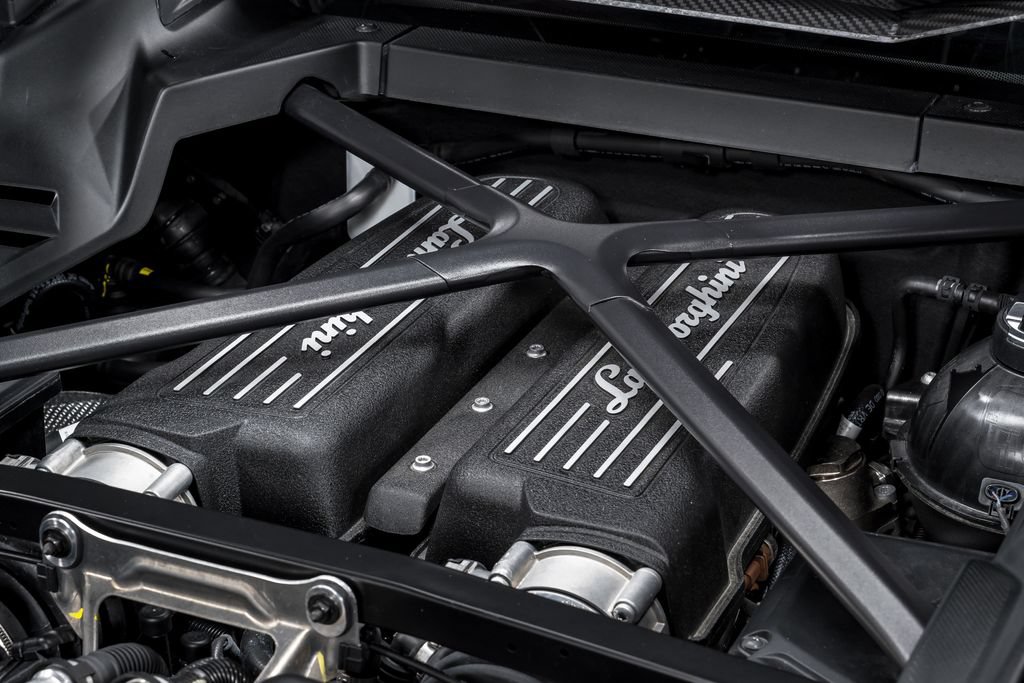 Used 2023 Lamborghini Huracan Tecnica RWD image 55