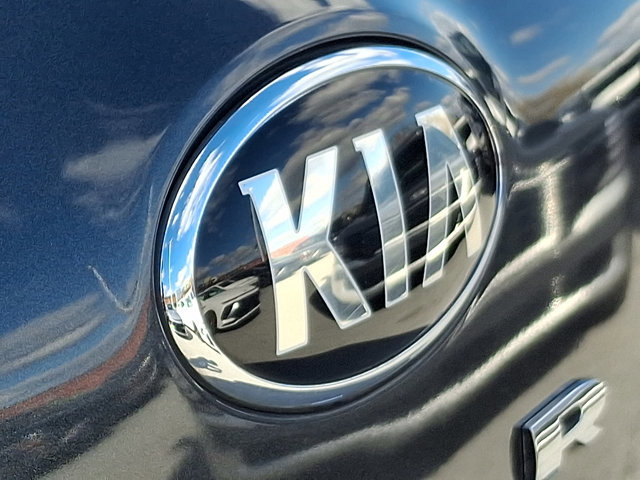 Used 2020 Kia Telluride EX image 32