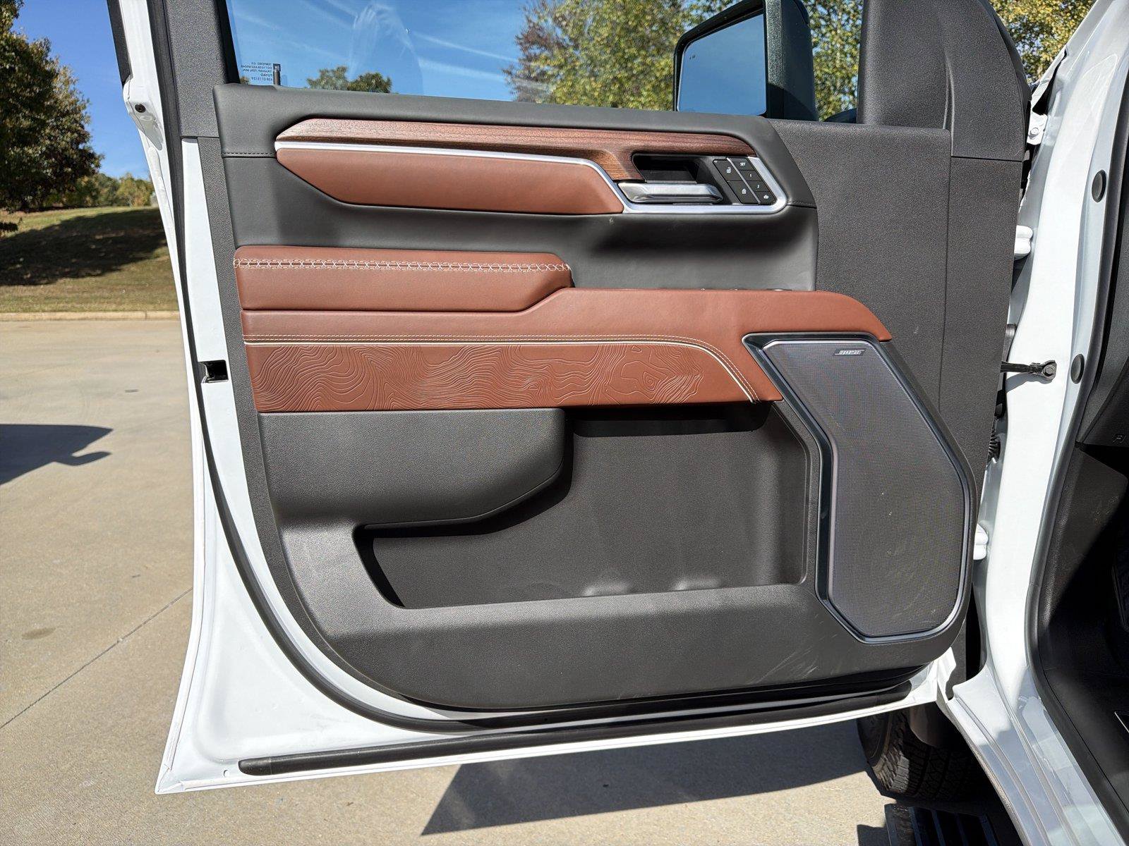 New 2026 GMC Sierra 3500 Denali Ultimate AWD/4WD image 8