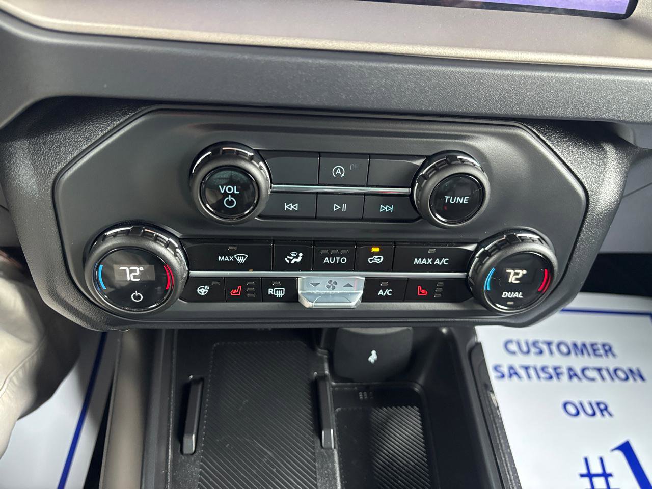 Used 2025 Ford Bronco Outer Banks image 20