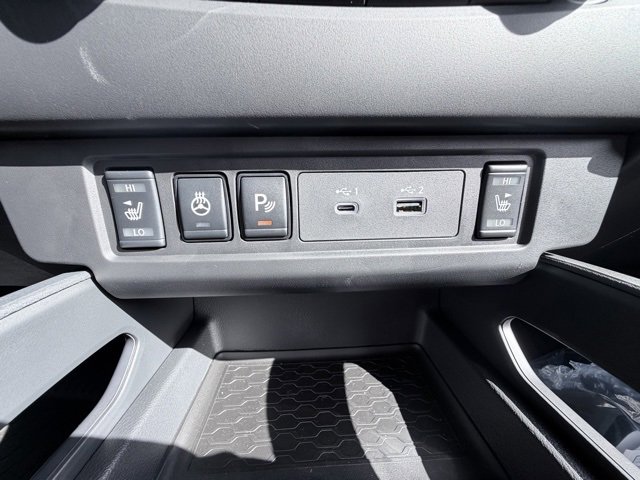 New 2026 Nissan Frontier SV w/ All-Weather Content Package image 18