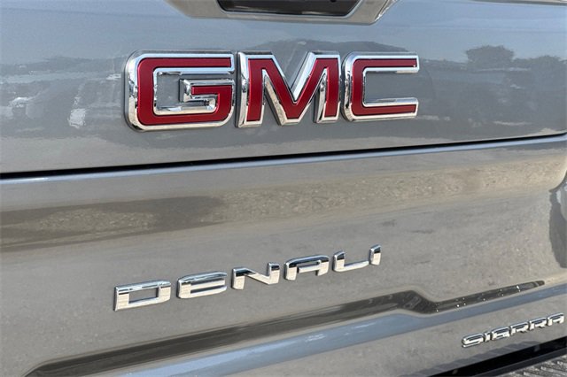 New 2026 GMC Sierra 3500 Denali w/ Denali Reserve Package image 33