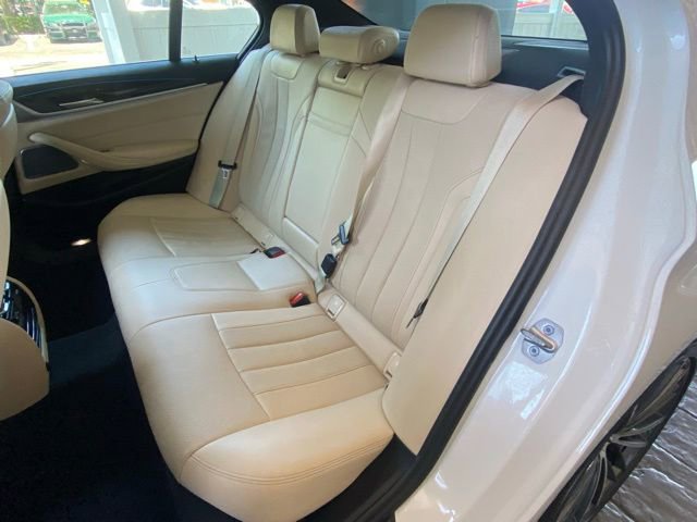 Used 2023 BMW 530e w/ Premium Package RWD image 26