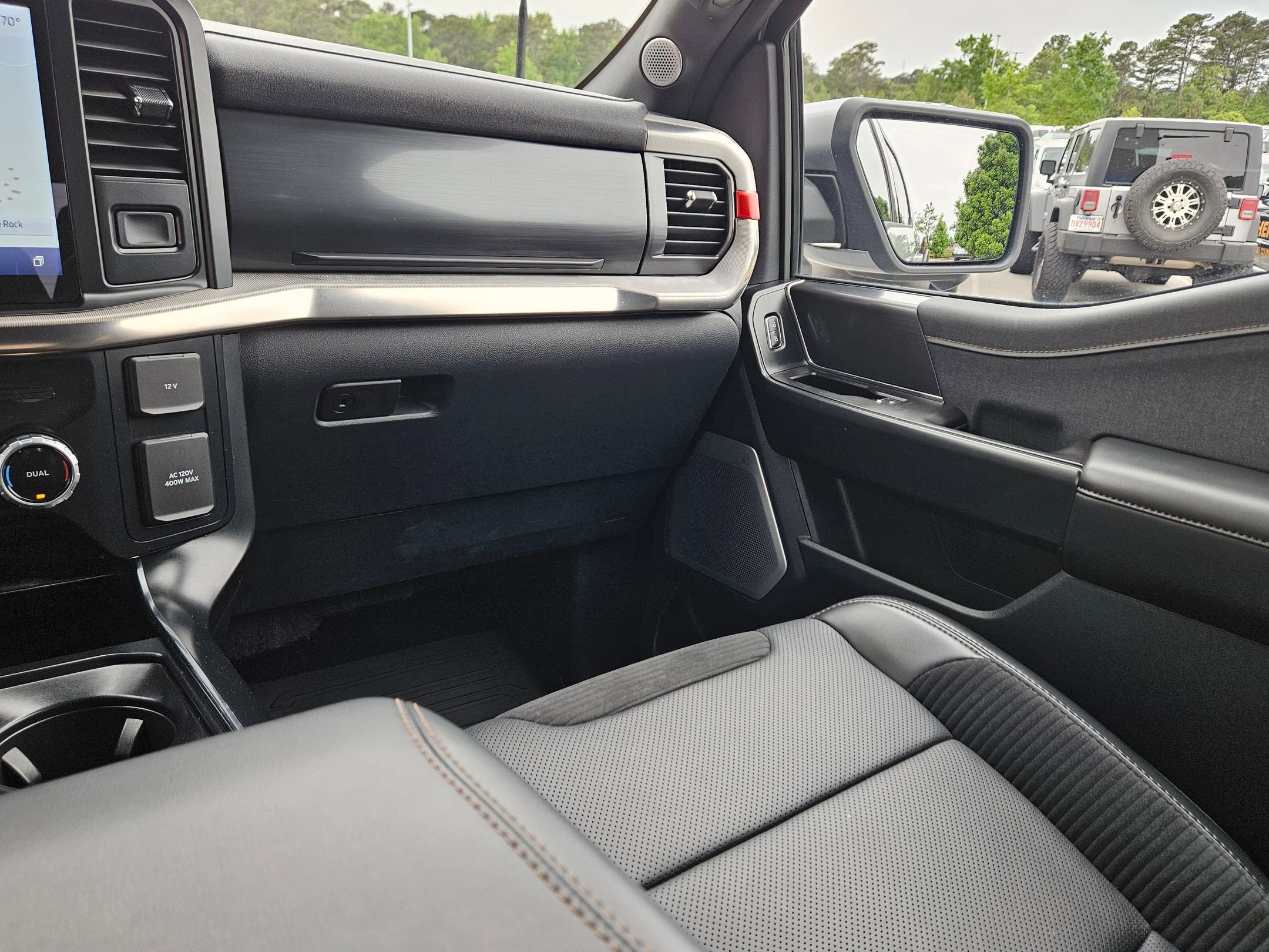 Used 2023 Ford F150 Raptor AWD/4WD image 11