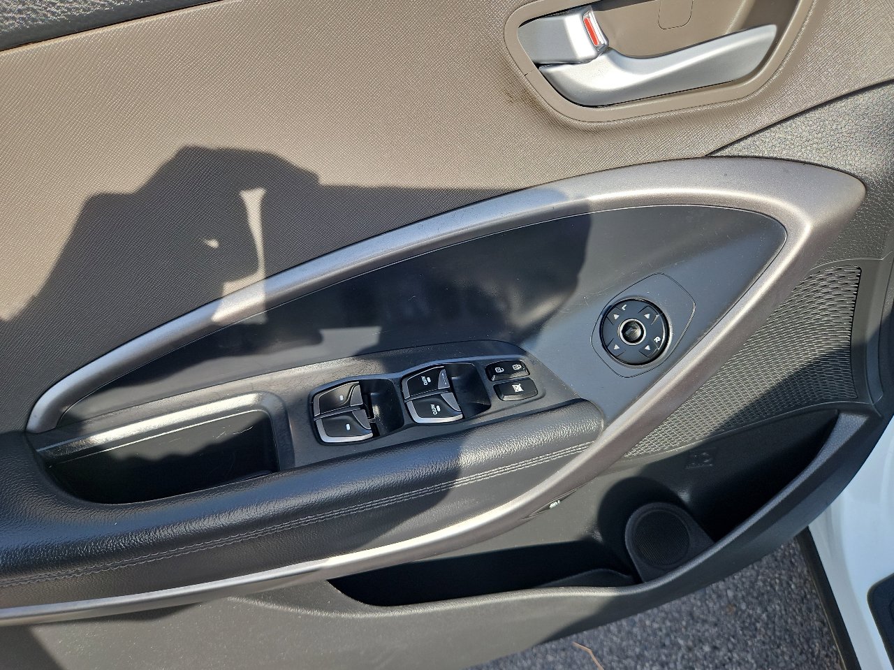 Used 2015 Hyundai Santa Fe Sport w/ Option Group 02 image 14