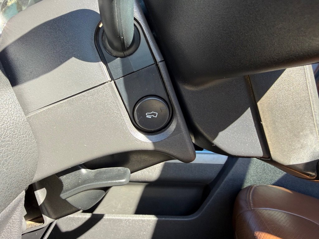 Used 2014 Ford F250 Platinum w/ FX4 Off-Road Package image 22