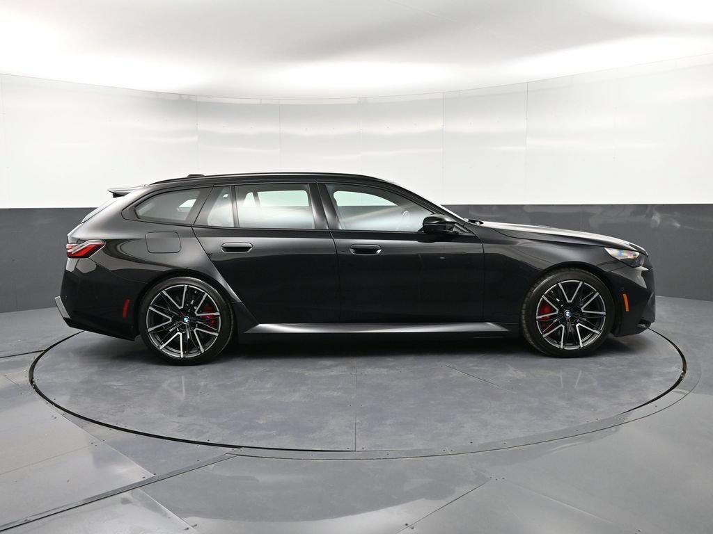Used 2025 BMW M5 Touring AWD/4WD image 9
