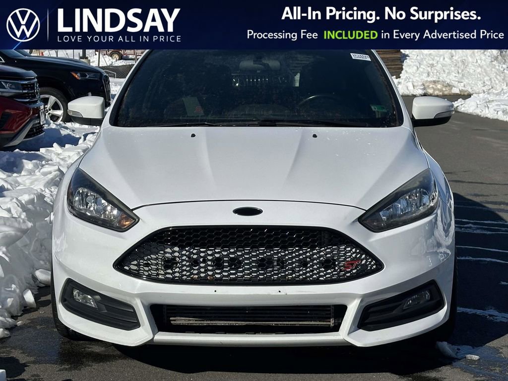 Used 2018 Ford Focus ST image 3