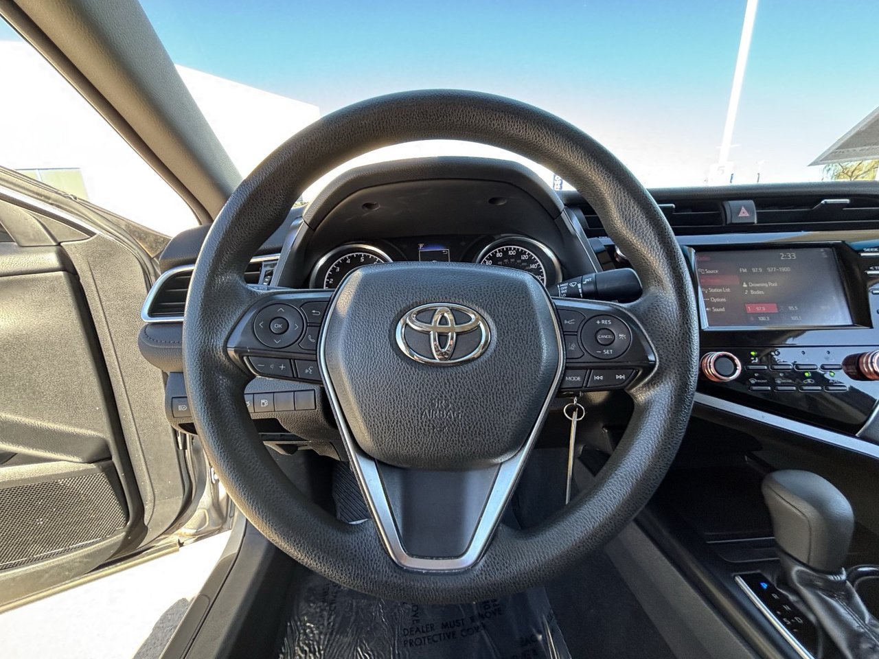 Used 2018 Toyota Camry LE FWD image 24