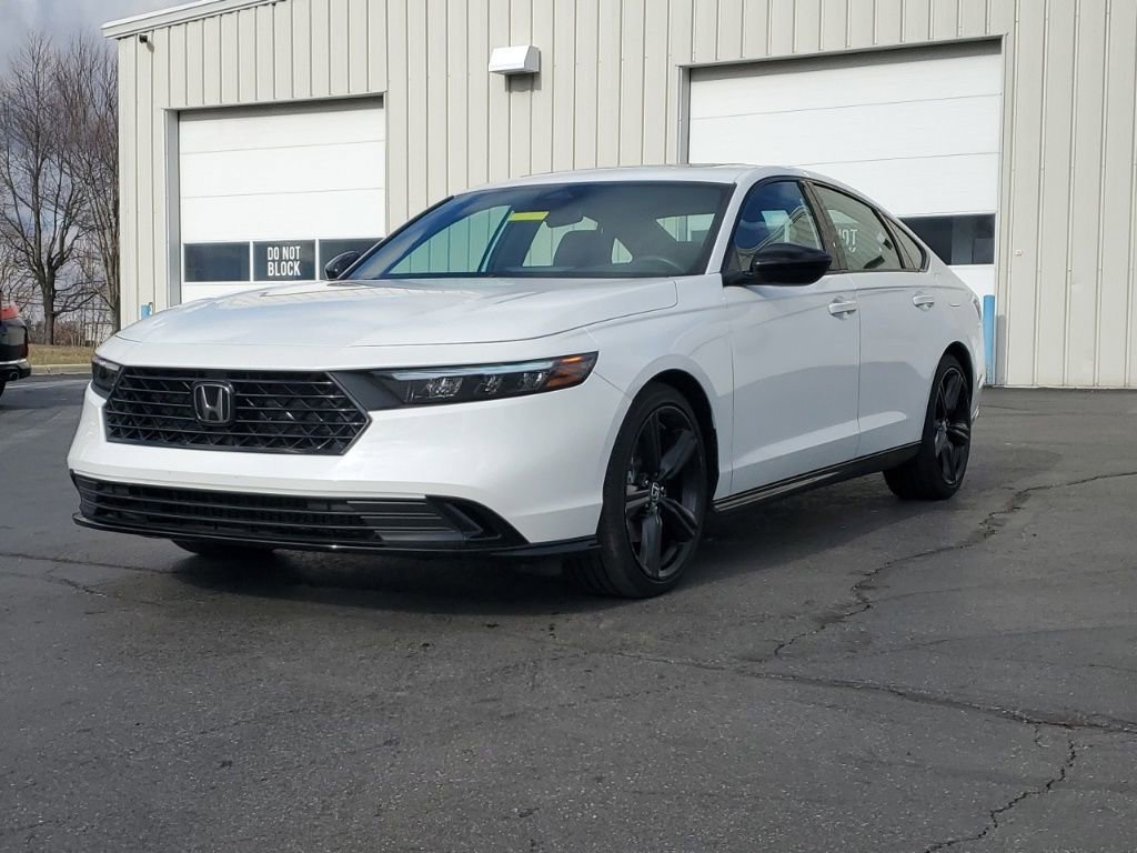 Certified 2023 Honda Accord Sport image 3