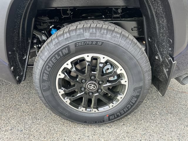 New 2026 Toyota Tundra SR5 AWD/4WD image 12