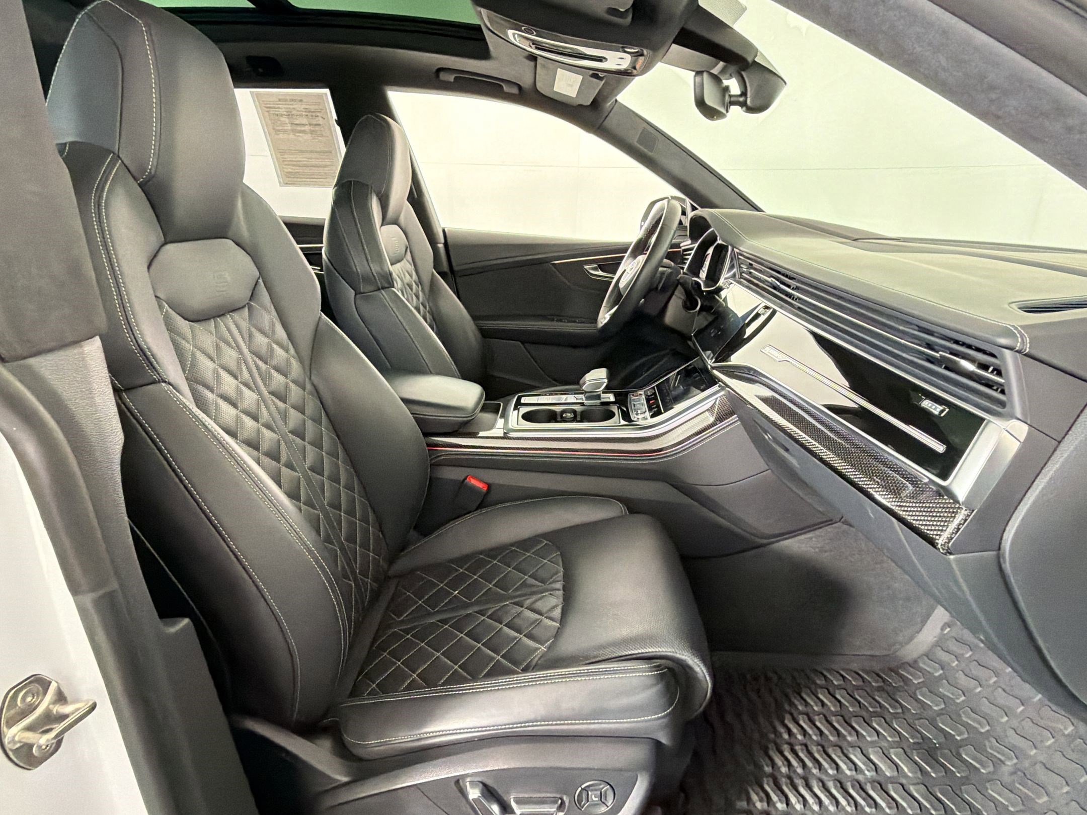 Used 2023 Audi SQ8 Prestige image 31