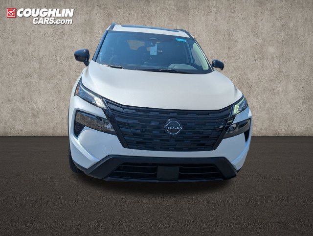 New 2026 Nissan Rogue Dark Armor AWD/4WD image 2