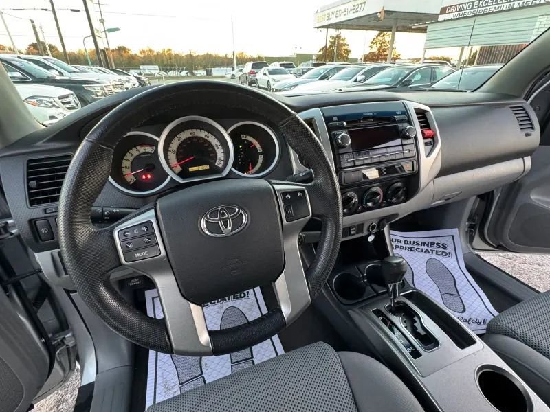 Used 2012 Toyota Tacoma PreRunner w/ TRD Off-Road Pkg RWD image 25