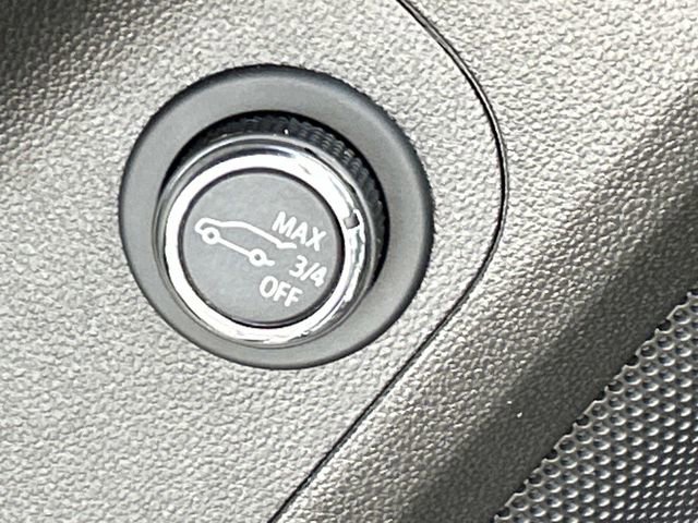 Used 2022 GMC Acadia AT4 w/ Preferred Package image 20