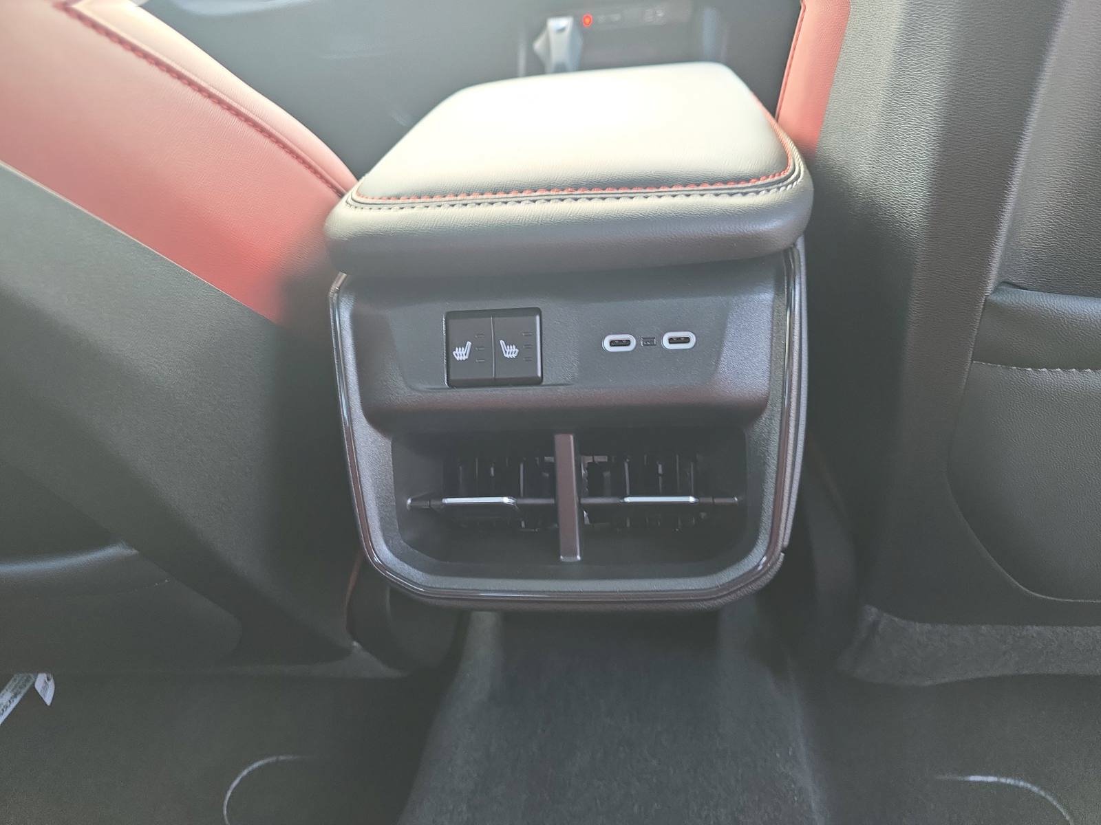 New 2026 Dodge Charger R/T AWD/4WD image 13