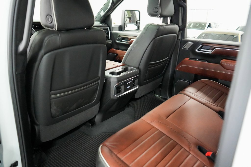Used 2026 GMC Sierra 2500 Denali Ultimate image 17