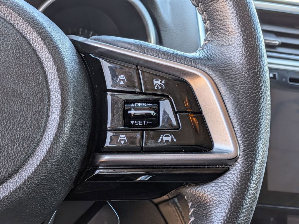 Used 2019 Subaru Outback 3.6R Touring AWD/4WD image 18