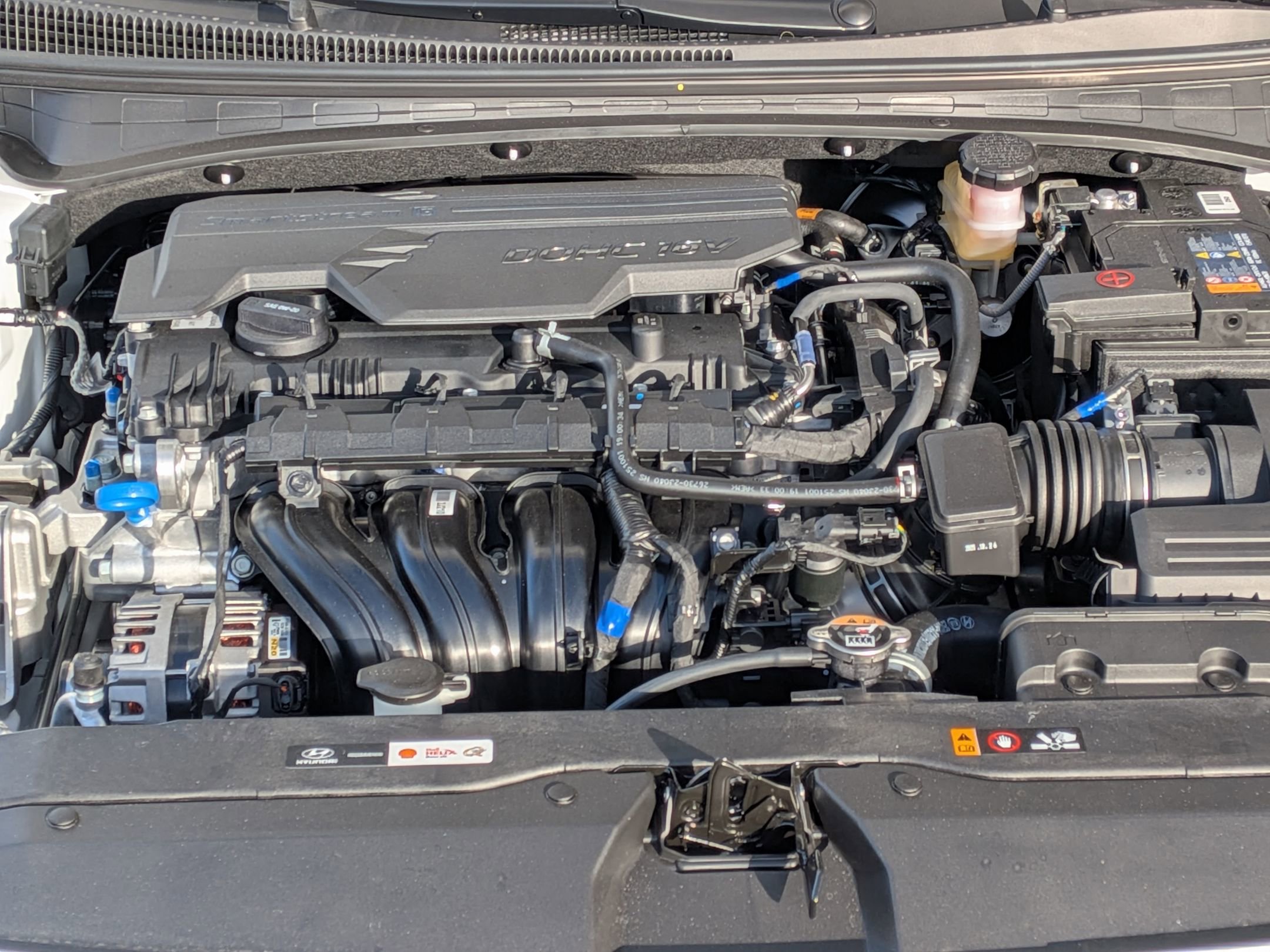 New 2026 Hyundai Elantra Sport FWD image 25