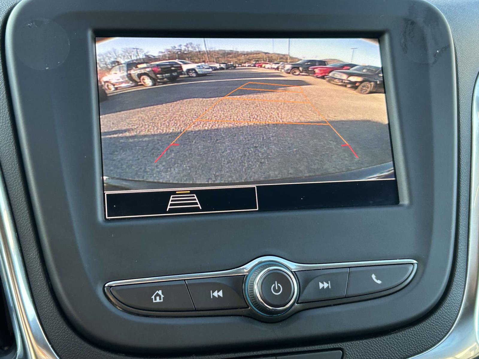 Used 2024 Chevrolet Equinox LT image 25