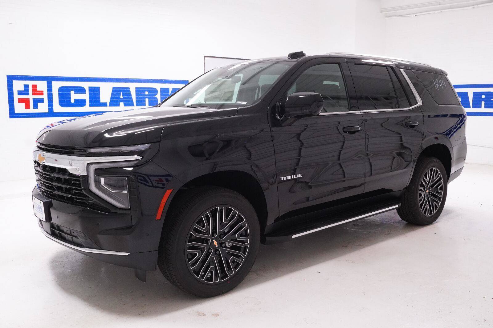 New 2026 Chevrolet Tahoe LS RWD image 38