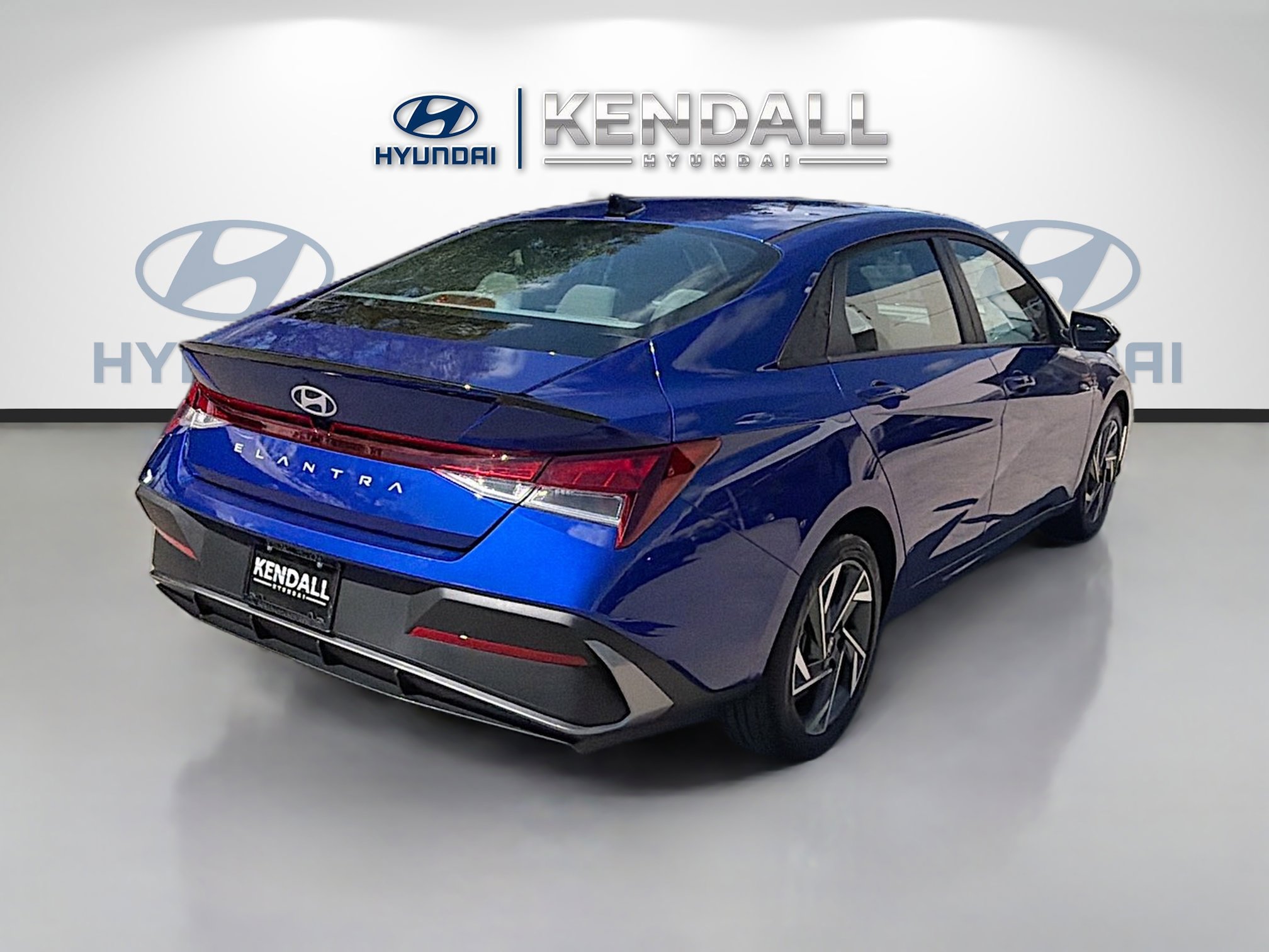 Certified 2025 Hyundai Elantra Sport image 6