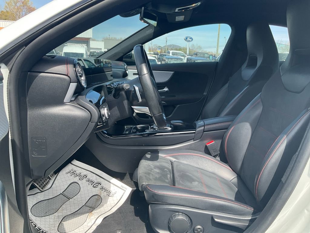 Used 2022 Mercedes-Benz CLA 250 image 16
