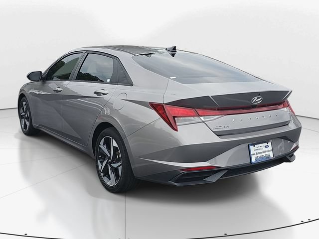 Used 2023 Hyundai Elantra SEL w/ Convenience Package FWD image 7