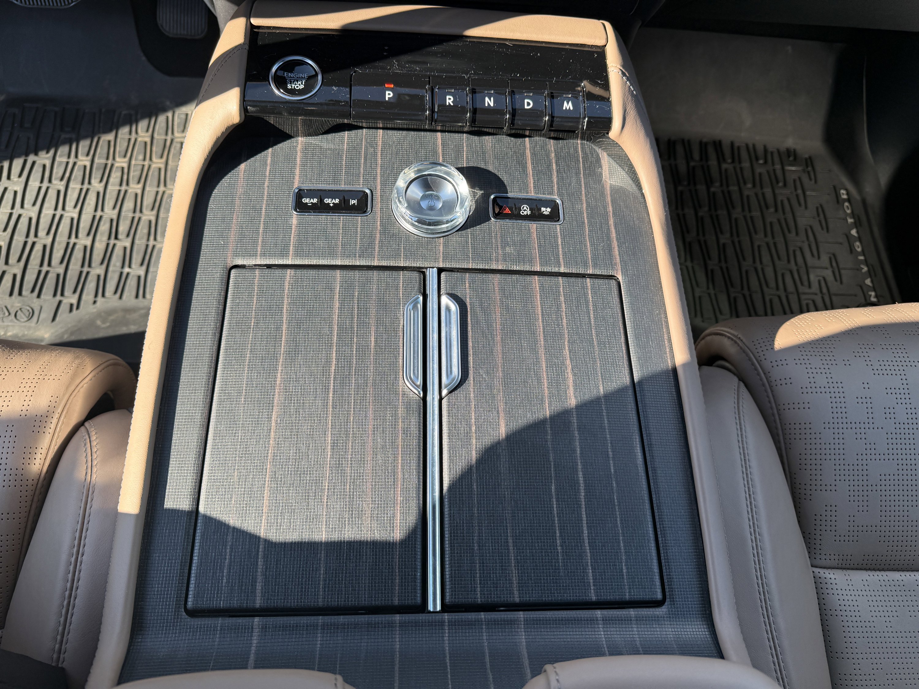 Used 2025 Lincoln Navigator Black Label AWD/4WD image 19