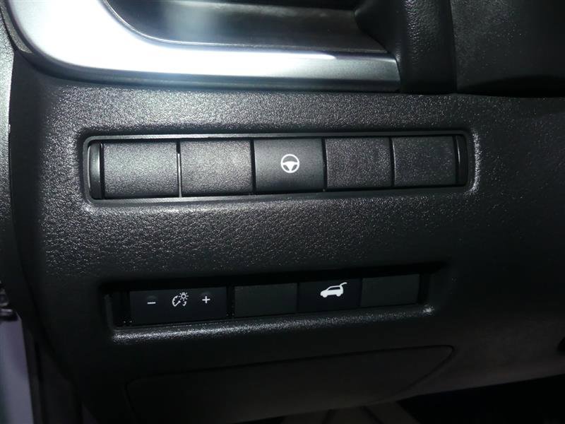 Used 2021 Nissan Rogue SL w/ Premium Package image 26