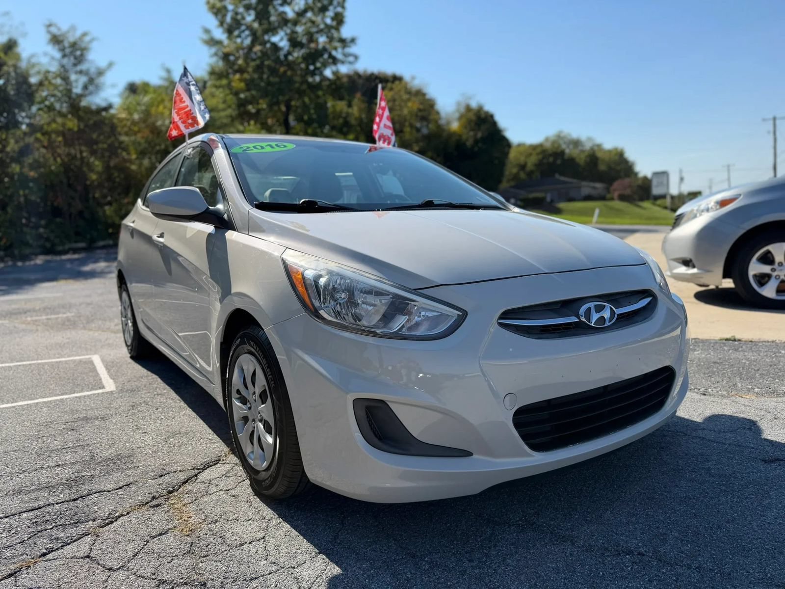 Used 2016 Hyundai Accent SE FWD image 7