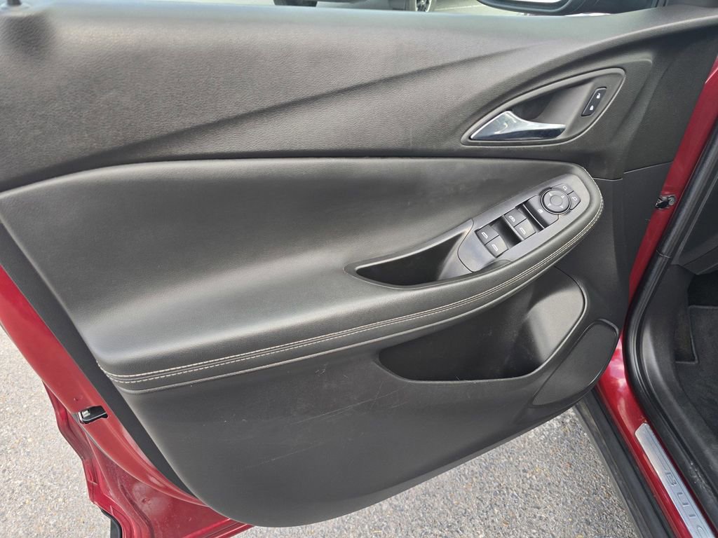 Used 2023 Buick Encore GX Select image 22