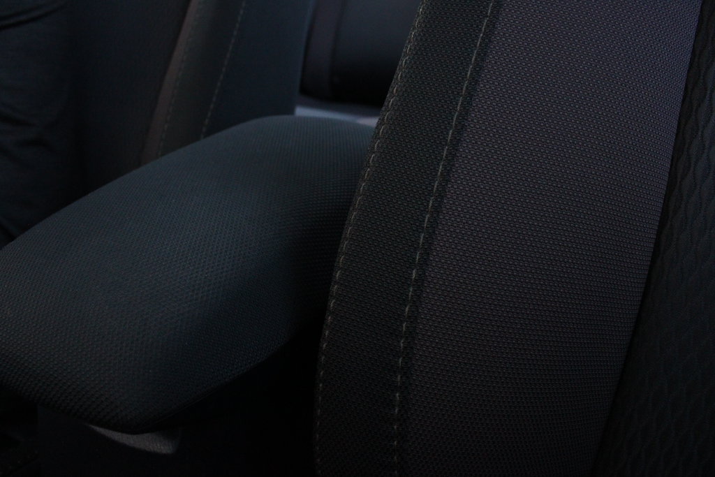 Used 2018 Toyota Corolla LE FWD image 19