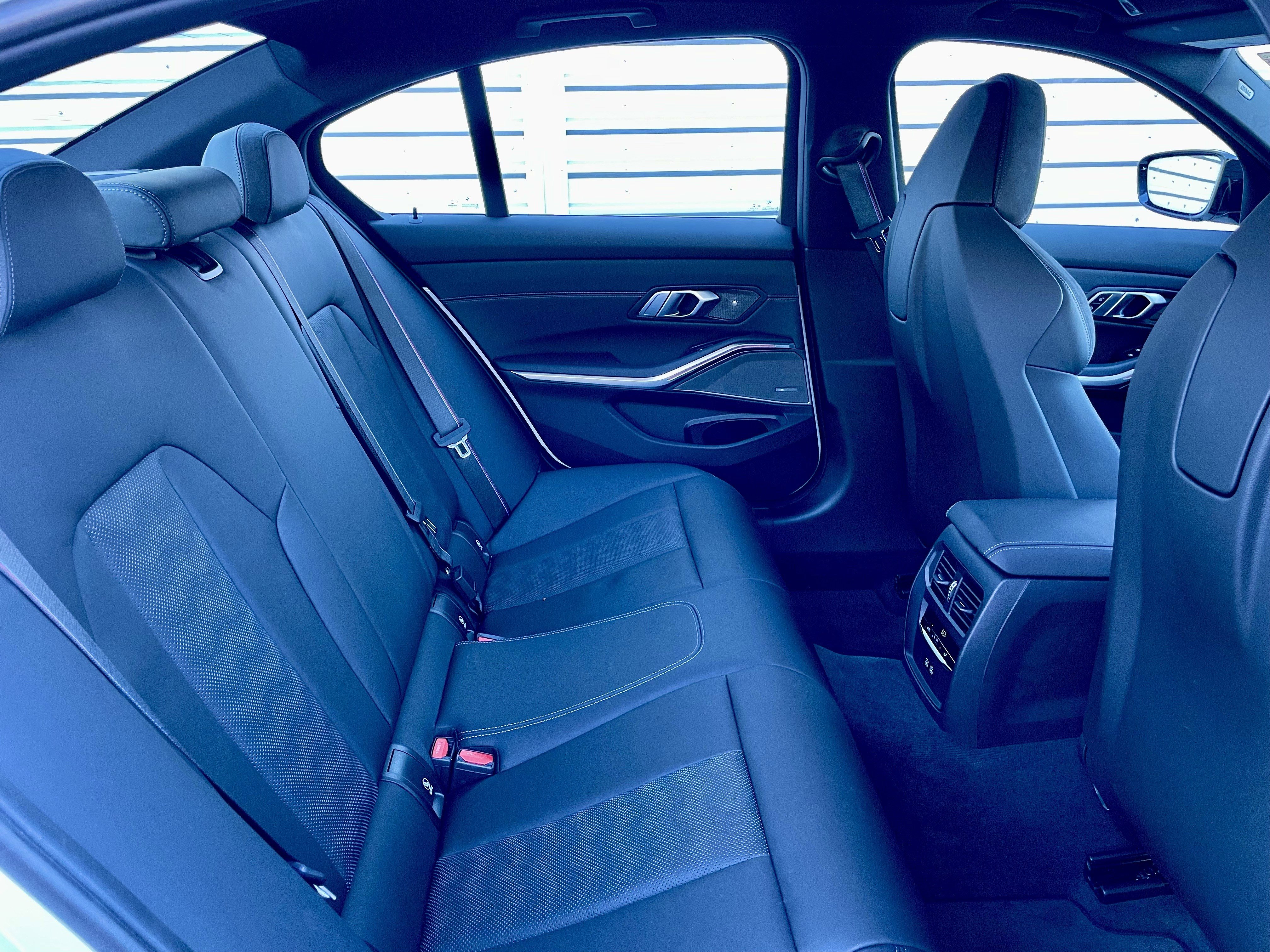 Used 2022 BMW M3 Competition w/ Executive Package image 30