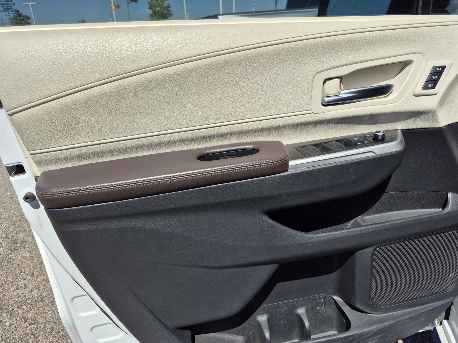 Used 2022 Toyota Sienna Platinum AWD/4WD image 14