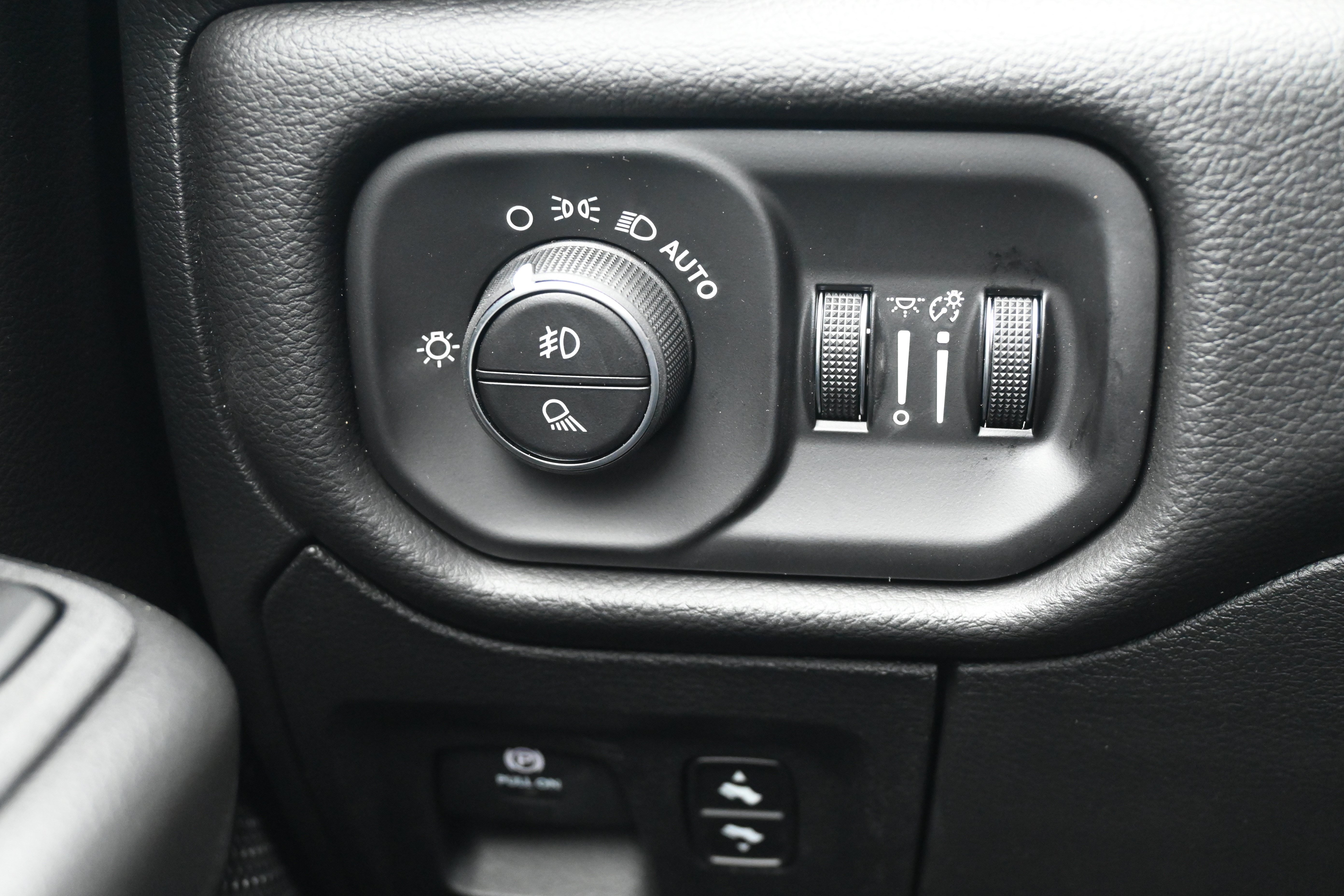 New 2026 RAM 1500 Big Horn AWD/4WD image 27
