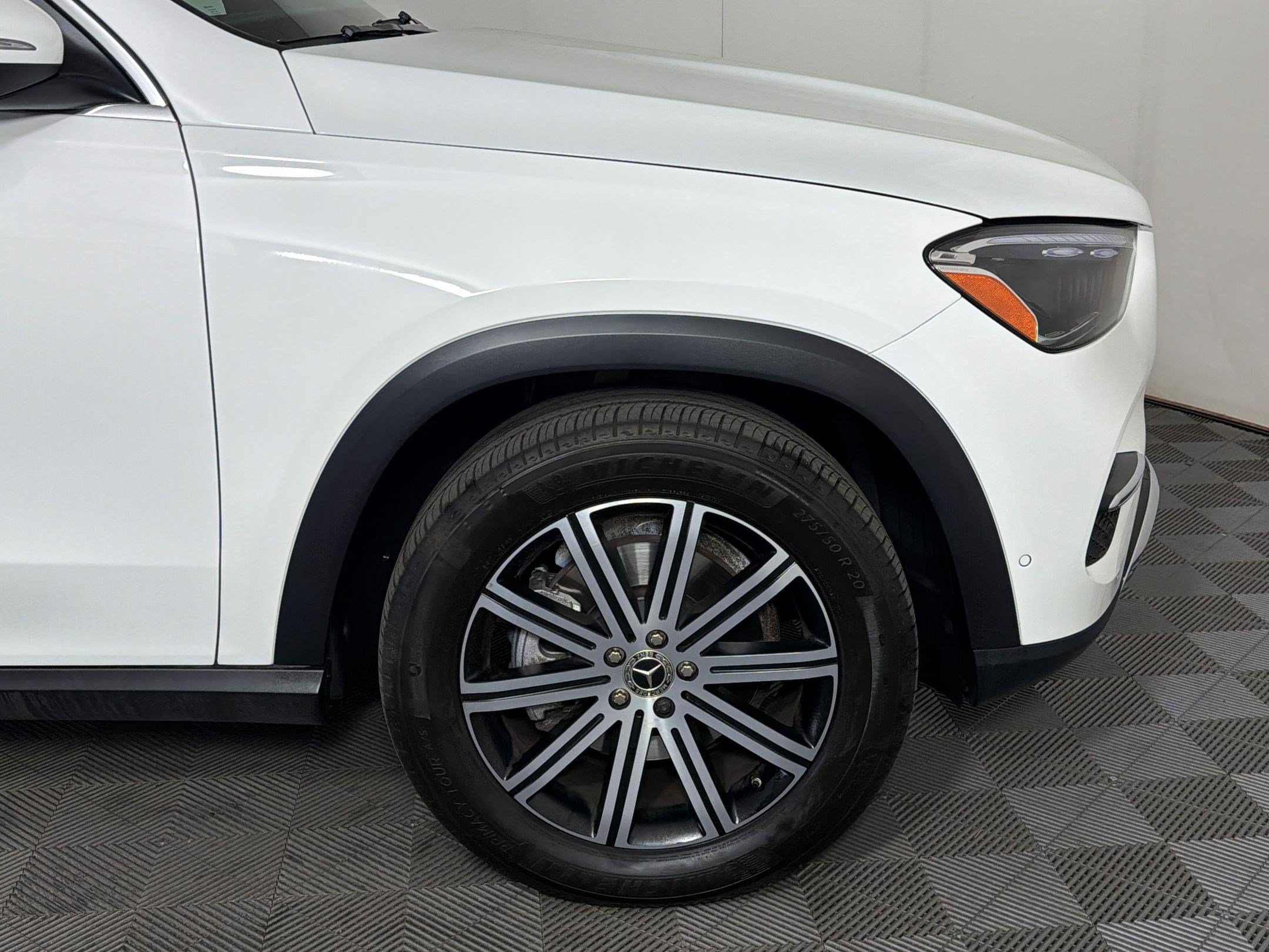 Used 2024 Mercedes-Benz GLE 350 4MATIC image 13