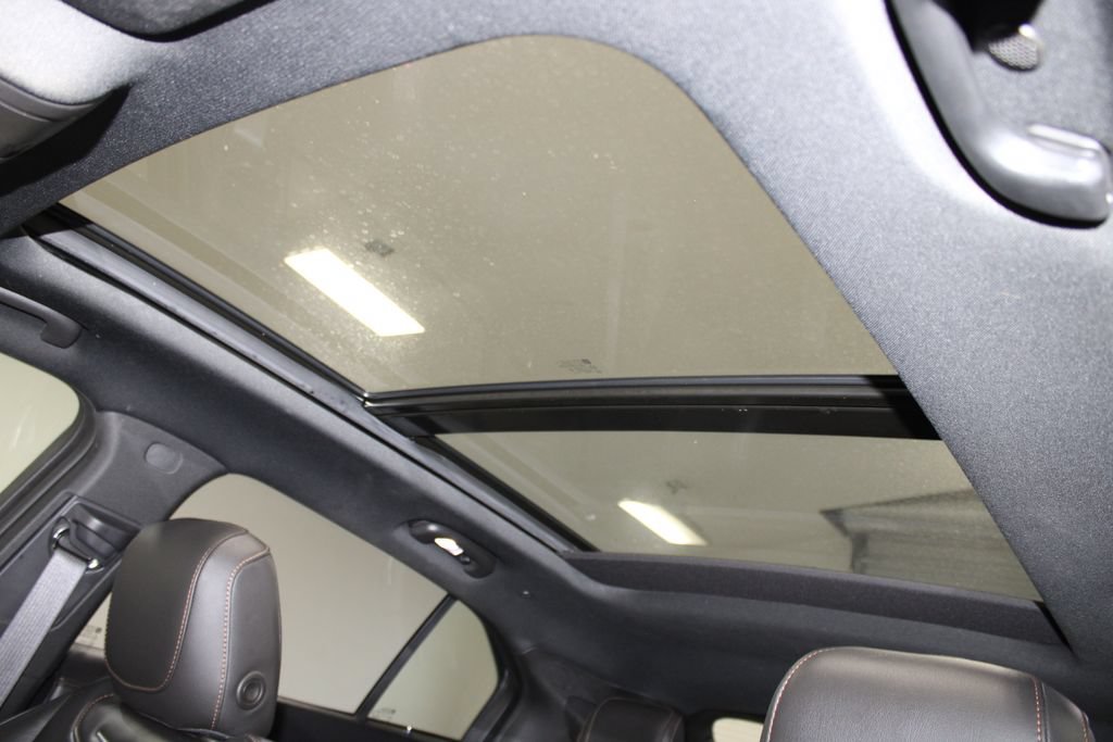 Used 2021 Cadillac XT4 Sport FWD image 35