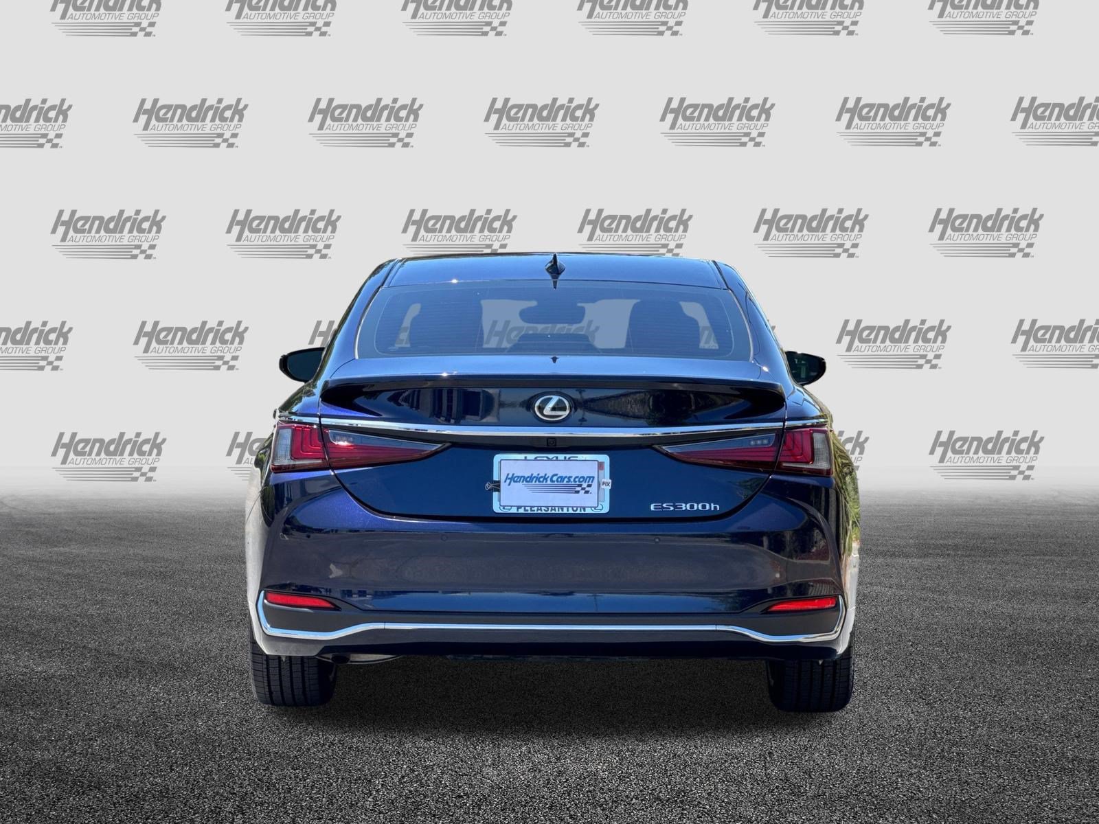 Certified 2024 Lexus ES 300h w/ Premium Package FWD image 6