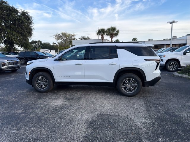 New 2027 Chevrolet Traverse LT w/ Driver Confidence Package FWD image 6
