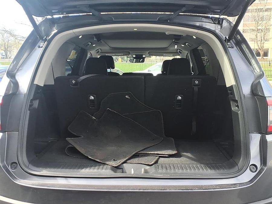 Used 2023 Honda Pilot Touring image 9