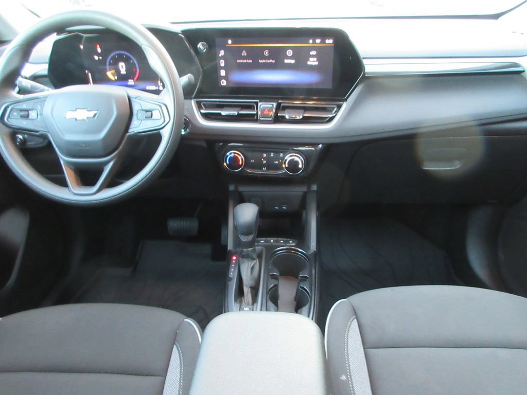 Certified 2025 Chevrolet TrailBlazer LT FWD image 16