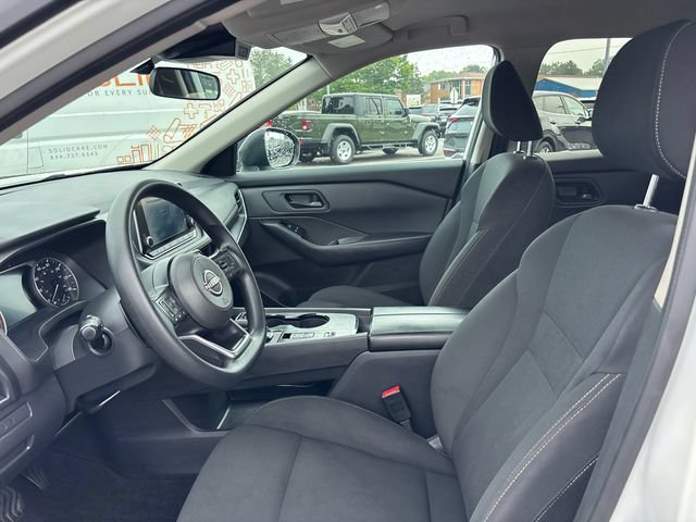 Used 2024 Nissan Rogue S FWD image 6